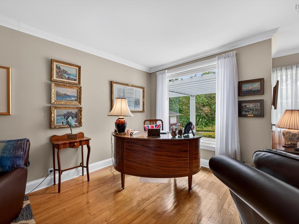 












46 Highland Drive

,
Truro,




NS
B2N 1B9

