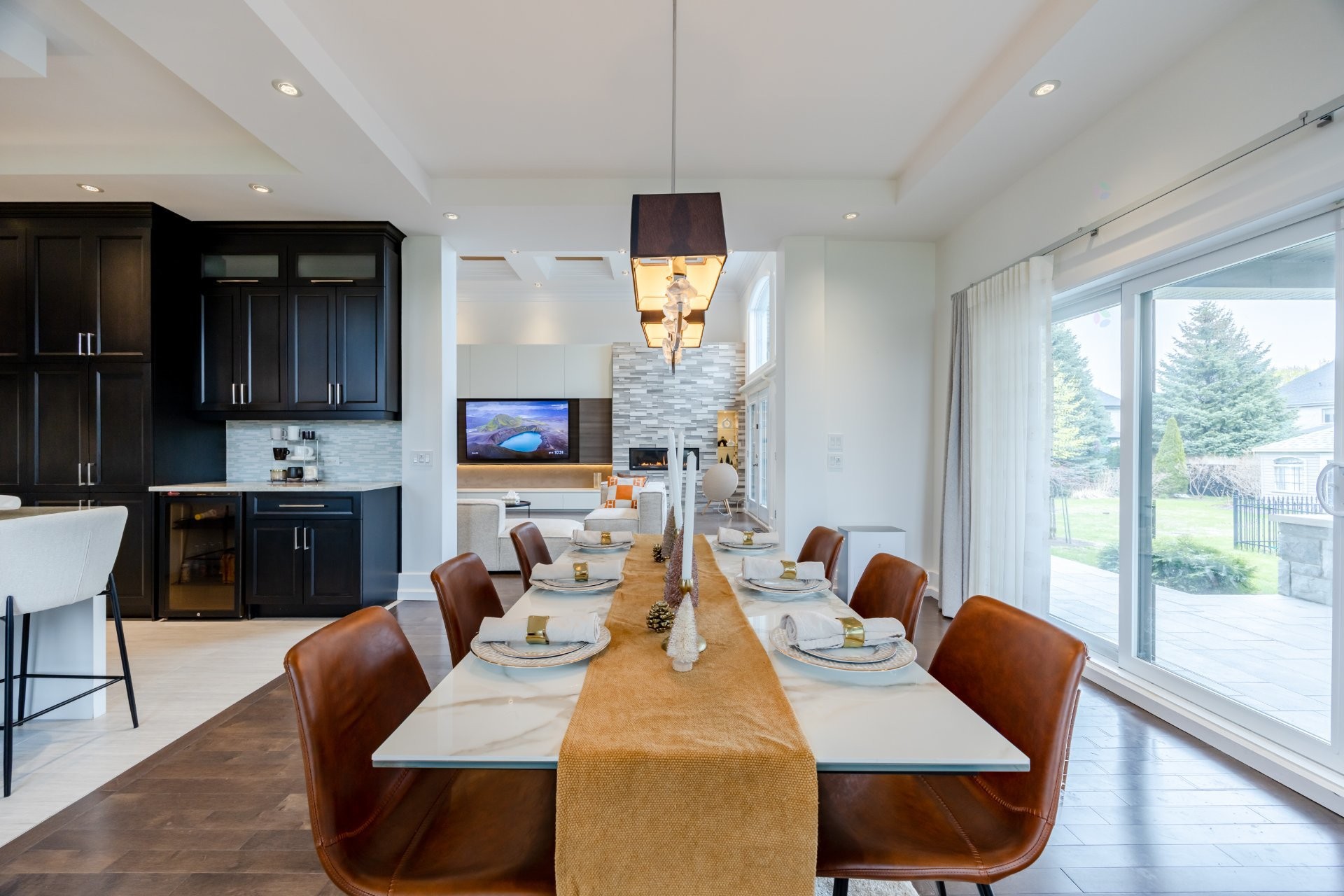 









3840


Rue Leningrad

,
Brossard,




QC
J4Y3J6

