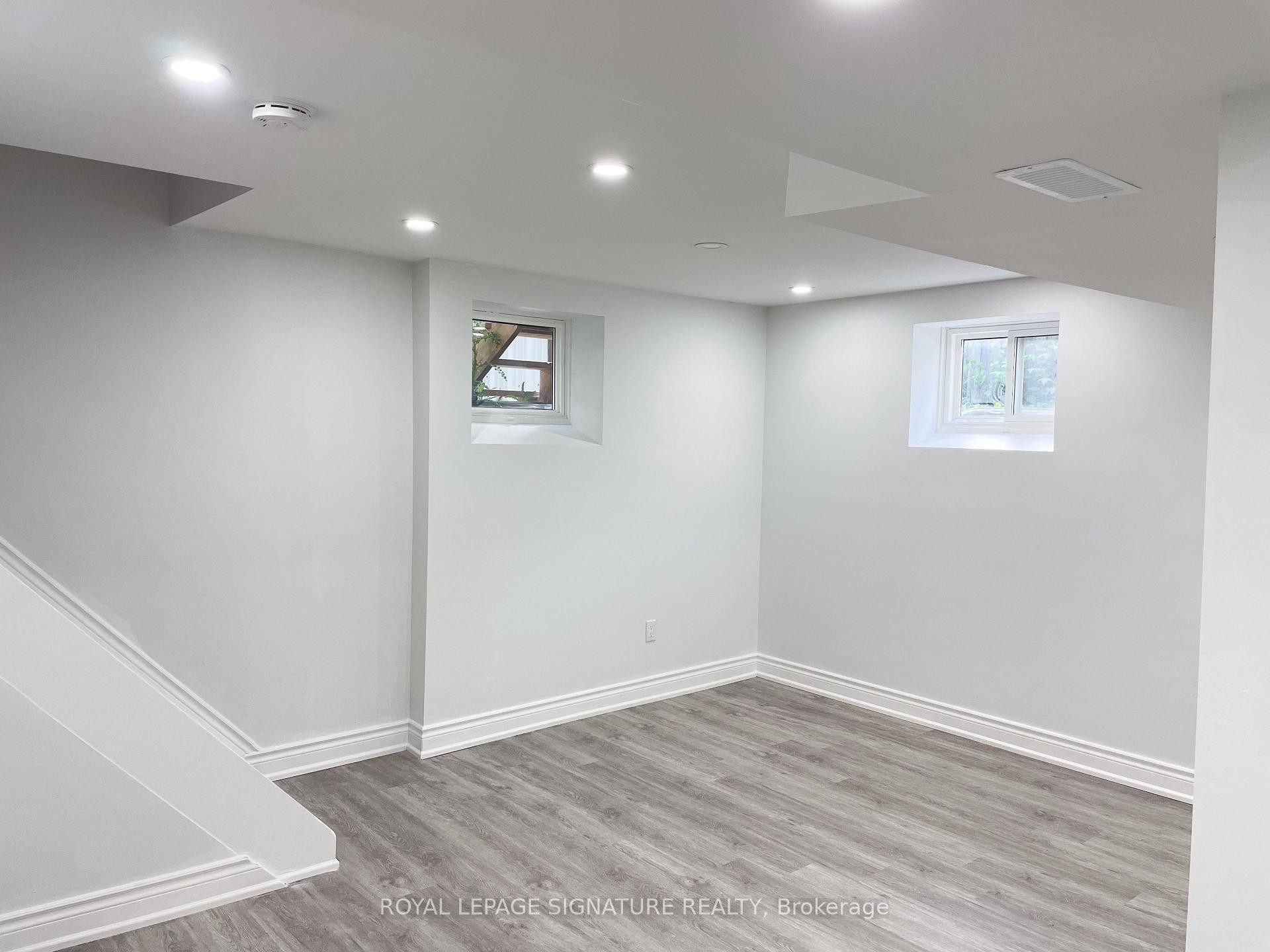 









12


Beaverton

Road North,
Richmond Hill,




ON
L4C 3J7

