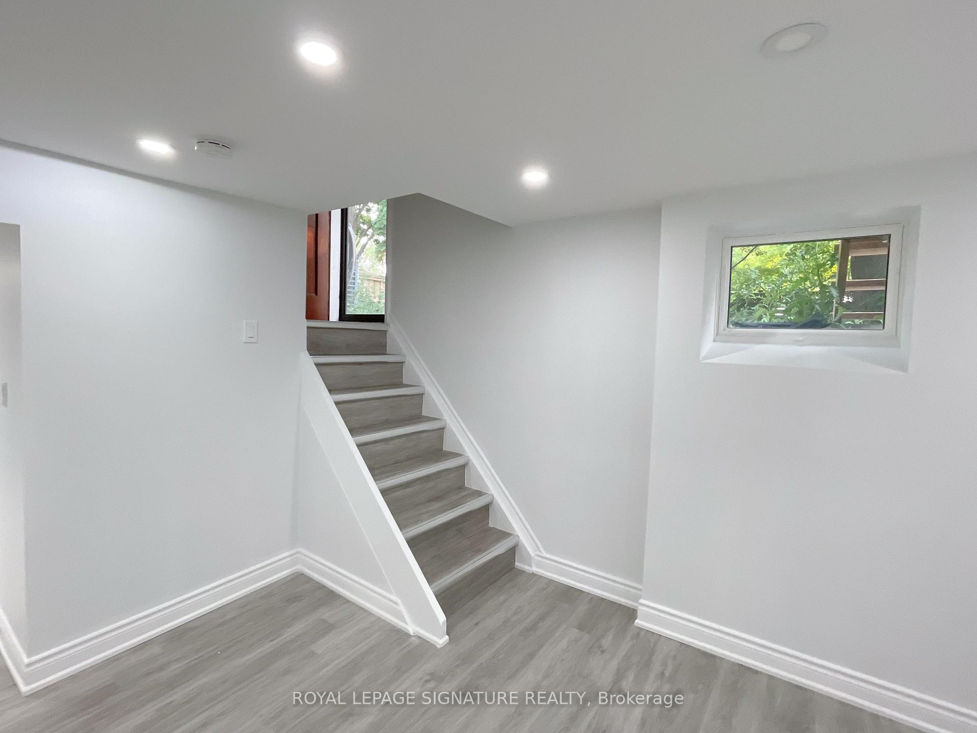 









12


Beaverton

Road North,
Richmond Hill,




ON
L4C 3J7

