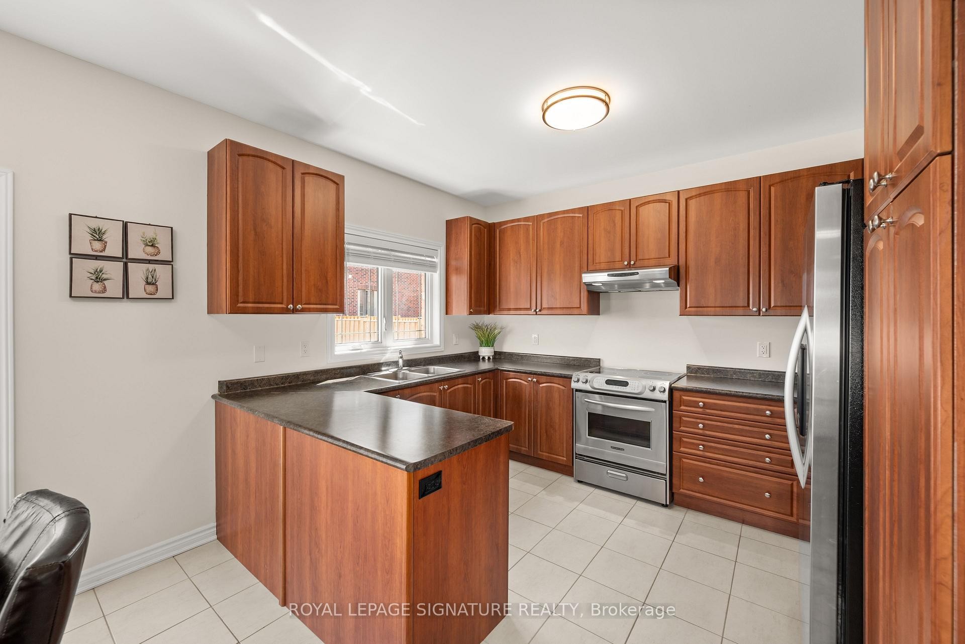 









3


Stoddart

Street,
Brock,




ON
L0K 1A0

