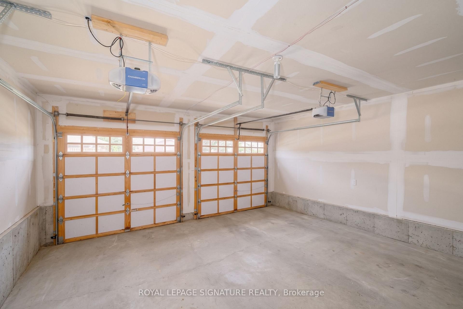 









3


Stoddart

Street,
Brock,




ON
L0K 1A0

