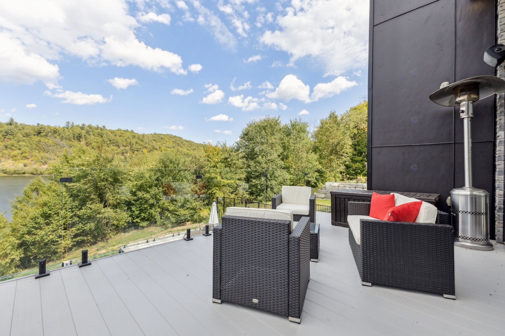 









86


Ch. H.-Zurenski

,
Val-des-Monts,




QC
J8N0K6

