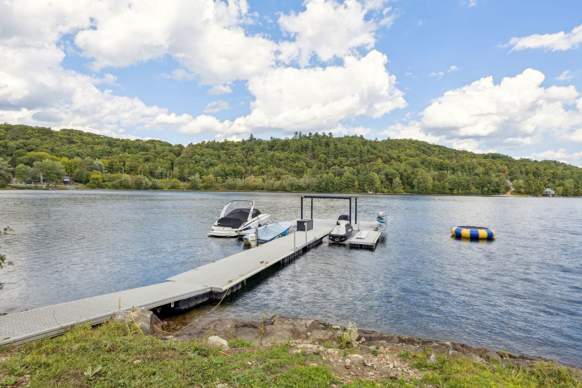 









86


Ch. H.-Zurenski

,
Val-des-Monts,




QC
J8N0K6

