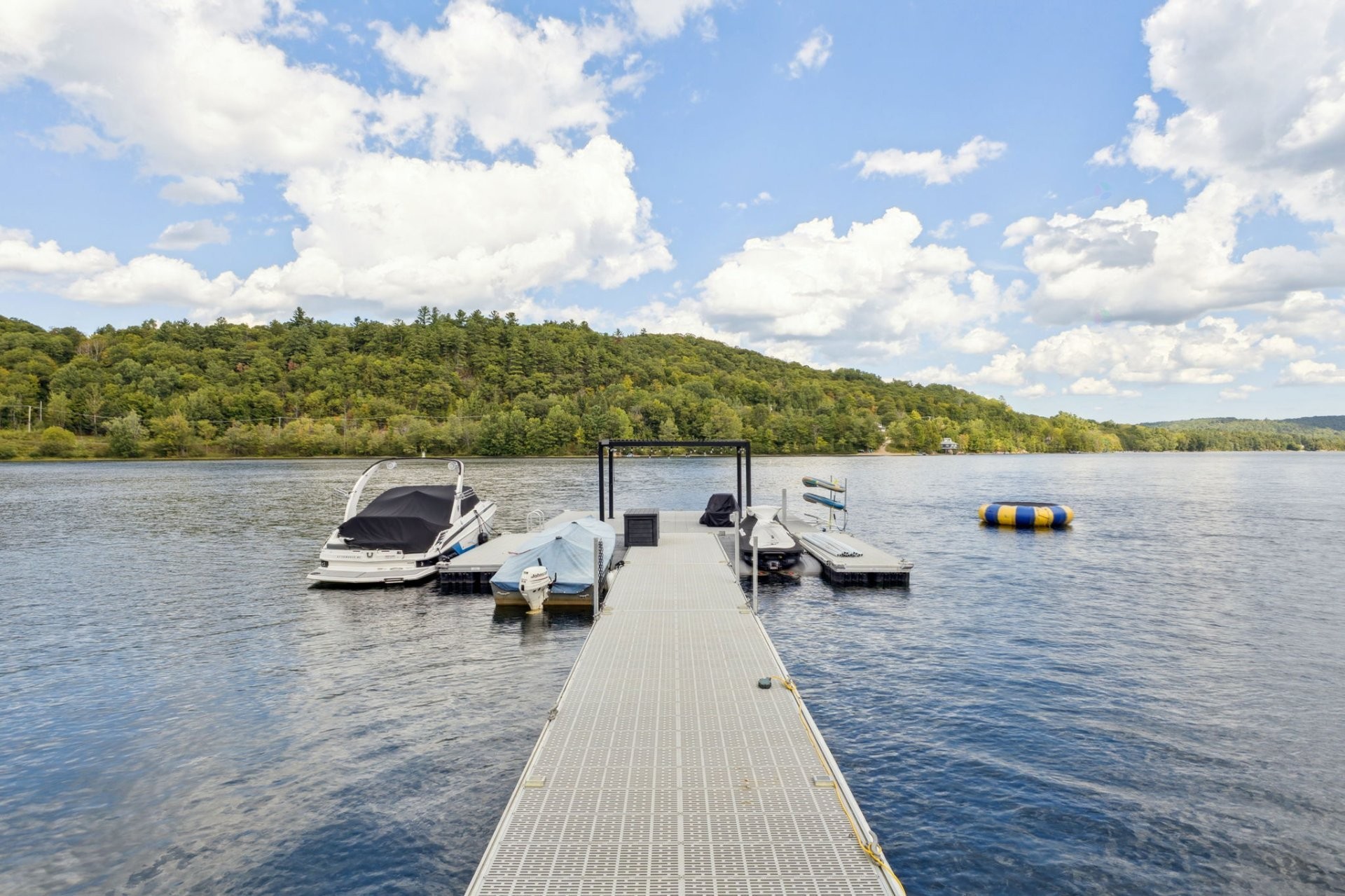 









86


Ch. H.-Zurenski

,
Val-des-Monts,




QC
J8N0K6


