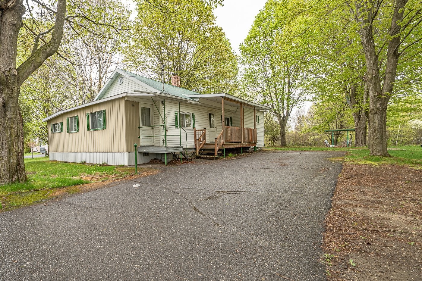 









17


Rue Beaudoin

,
Danville,




QC
J0A1A0

