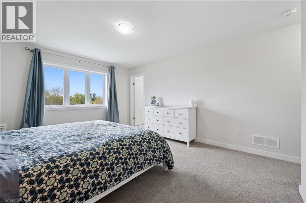 












873 ROBERT FERRIE Drive

,
Kitchener,




Ontario
N2R0P2

