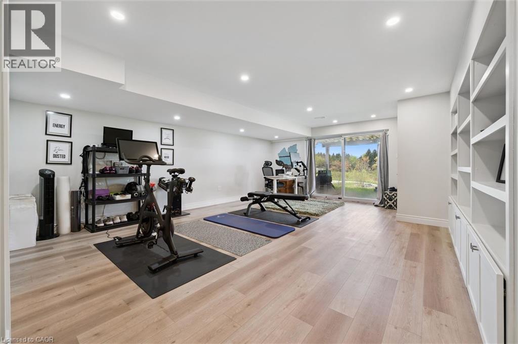 












873 ROBERT FERRIE Drive

,
Kitchener,




Ontario
N2R0P2

