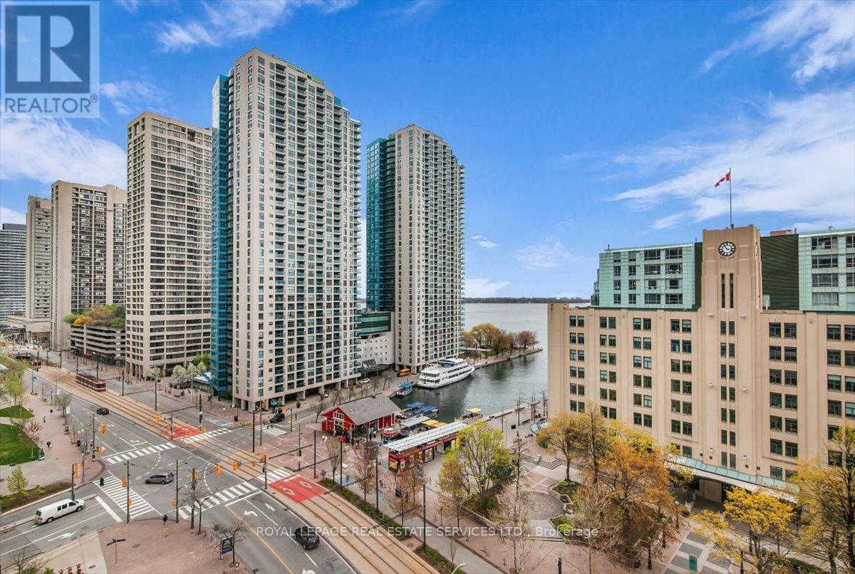 












1104 - 208 QUEENS QUAY W

,
Toronto,




Ontario
M5J2Y5

