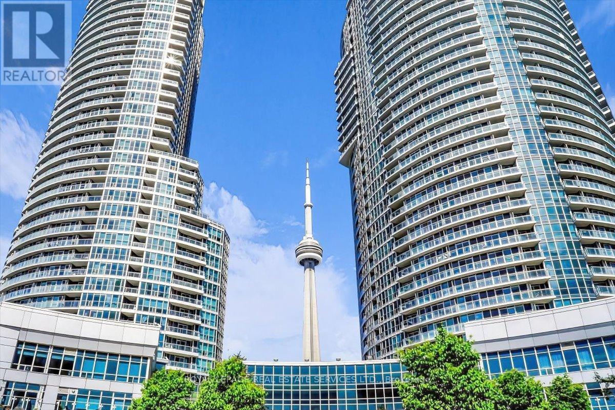 












1104 - 208 QUEENS QUAY W

,
Toronto,




Ontario
M5J2Y5

