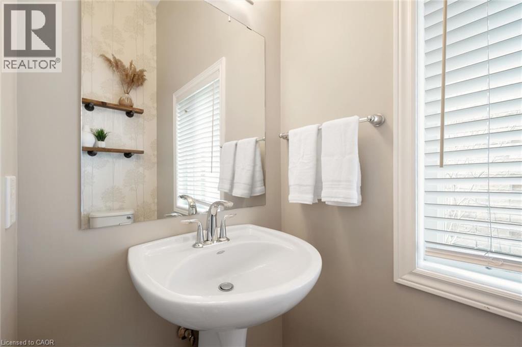 












144 KEMP Crescent

,
Guelph,




Ontario
N1E0K1

