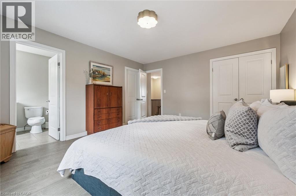 












144 KEMP Crescent

,
Guelph,




Ontario
N1E0K1

