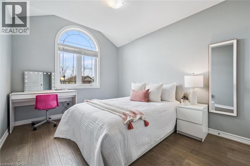 












144 KEMP Crescent

,
Guelph,




Ontario
N1E0K1

