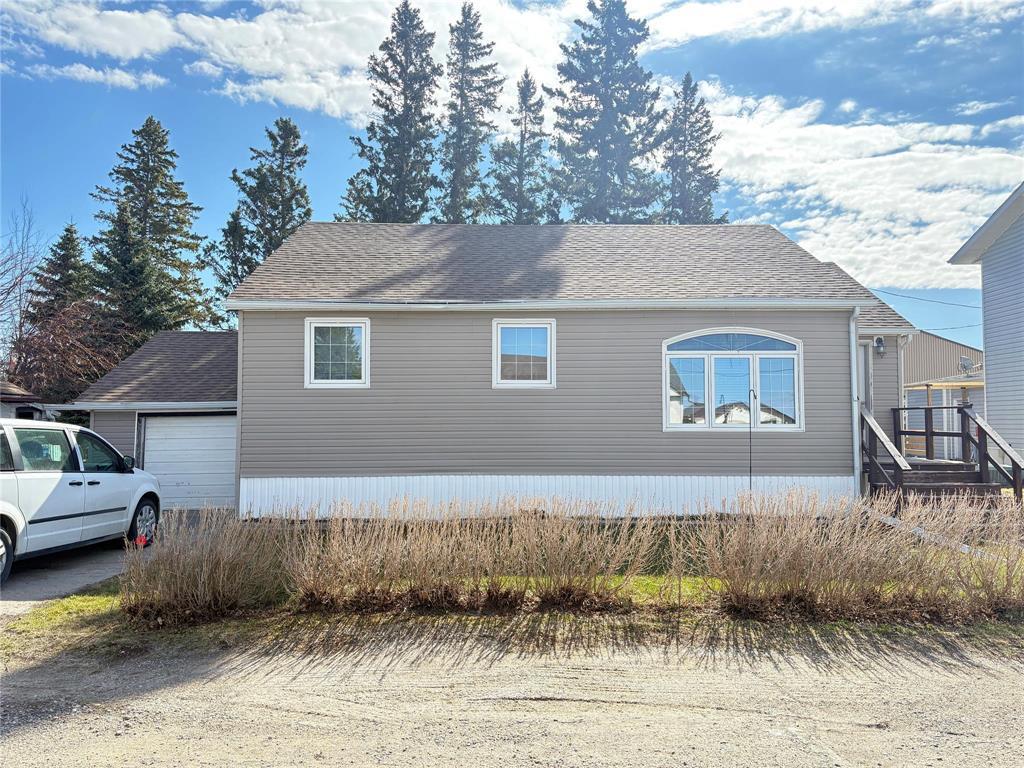 












29 1st Street SW

,
Hamiota,




Manitoba
R0M0T0

