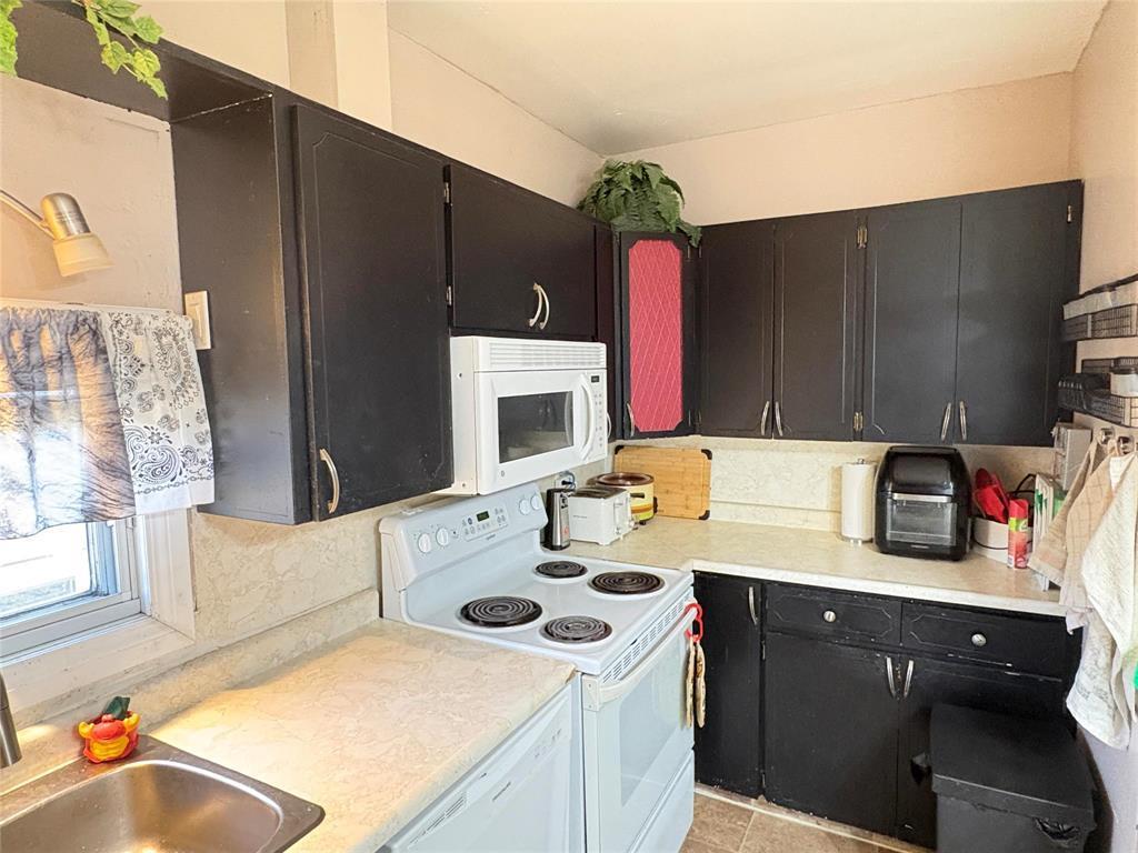 












29 1st Street SW

,
Hamiota,




Manitoba
R0M0T0

