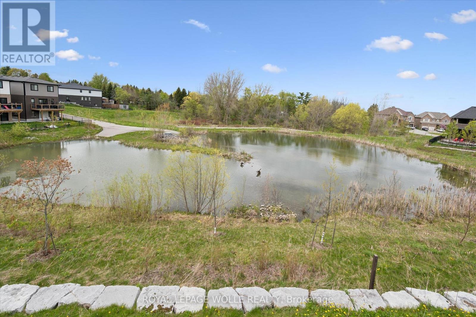 












873 ROBERT FERRIE DRIVE

,
Kitchener,




Ontario
N2R0P2

