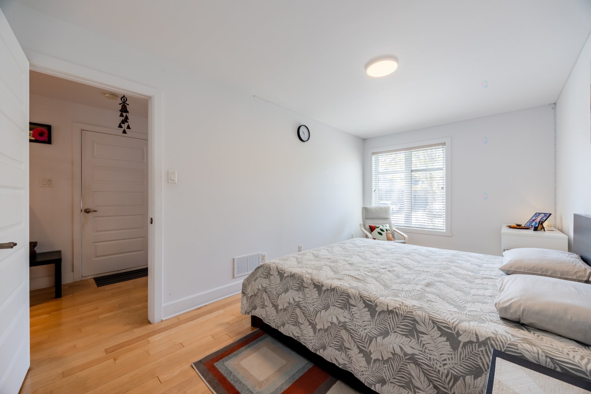 









6255


Rue Cortot

,
Brossard,




QC
J4Z0M2


