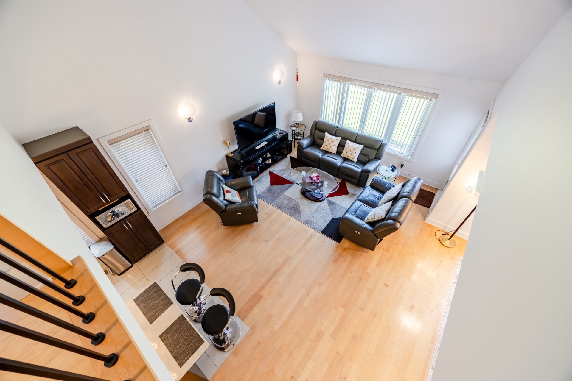 









6255


Rue Cortot

,
Brossard,




QC
J4Z0M2

