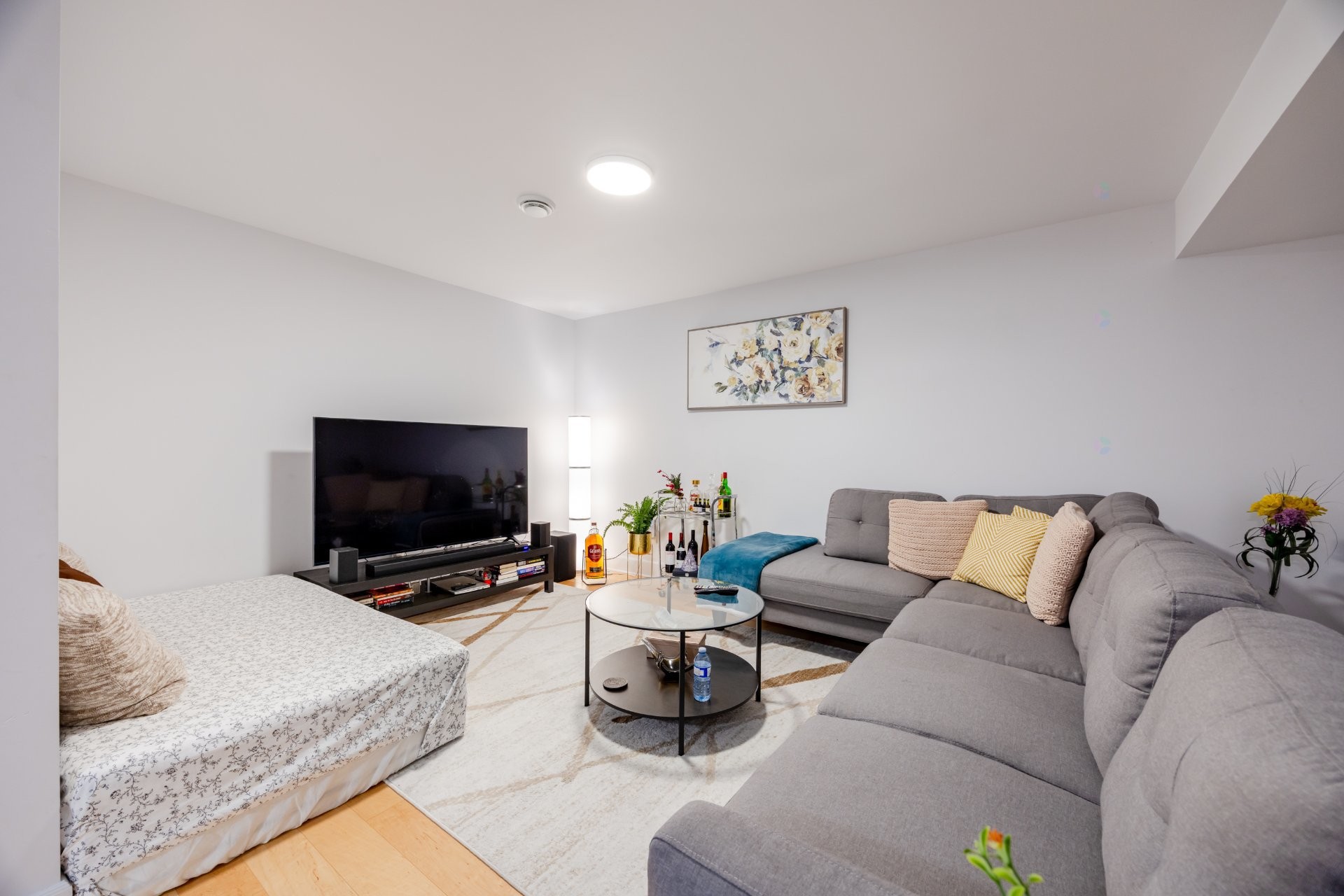 









6255


Rue Cortot

,
Brossard,




QC
J4Z0M2

