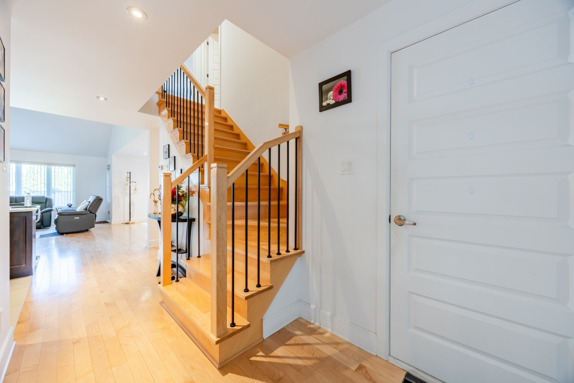 









6255


Rue Cortot

,
Brossard,




QC
J4Z0M2

