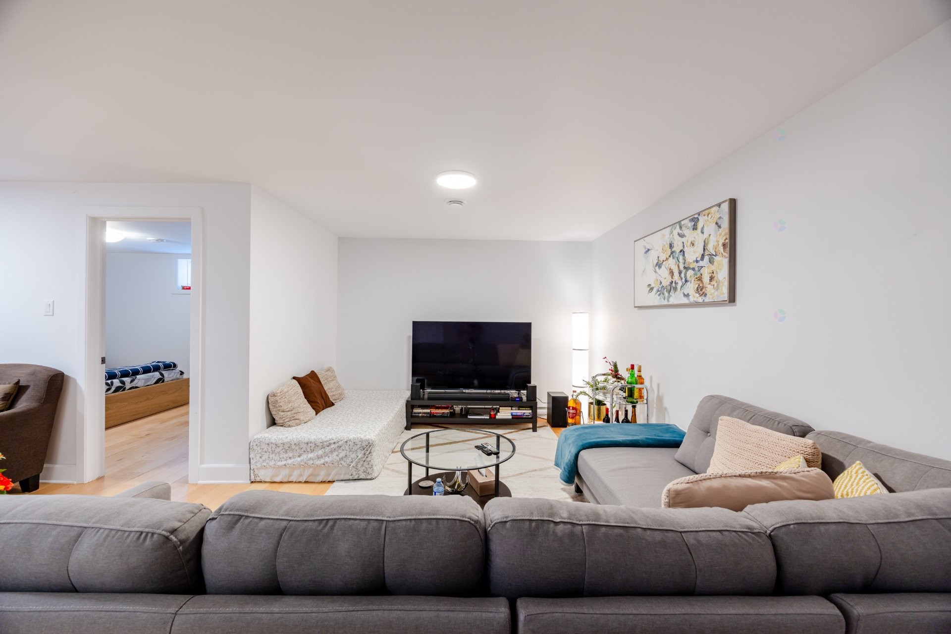 









6255


Rue Cortot

,
Brossard,




QC
J4Z0M2

