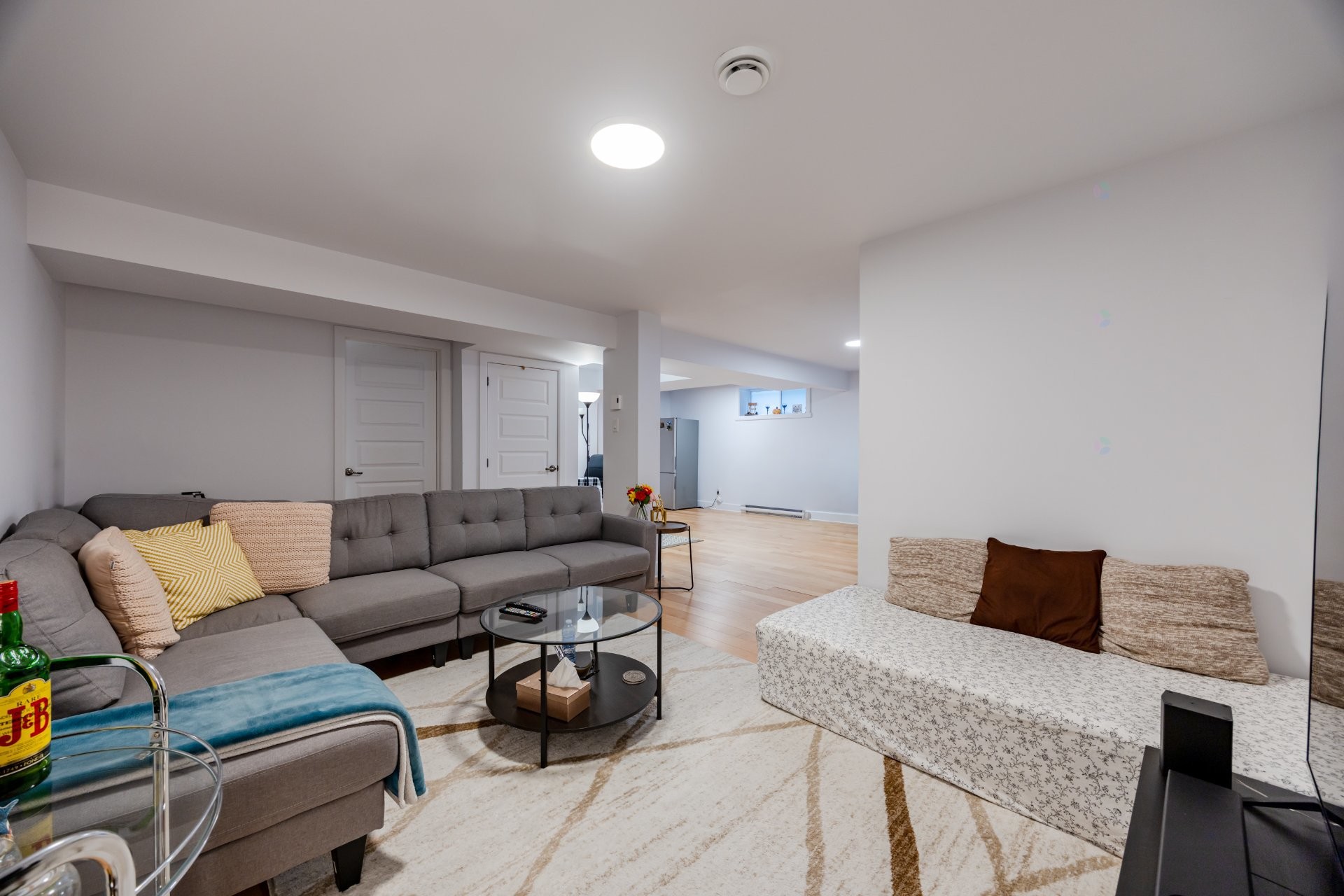 









6255


Rue Cortot

,
Brossard,




QC
J4Z0M2

