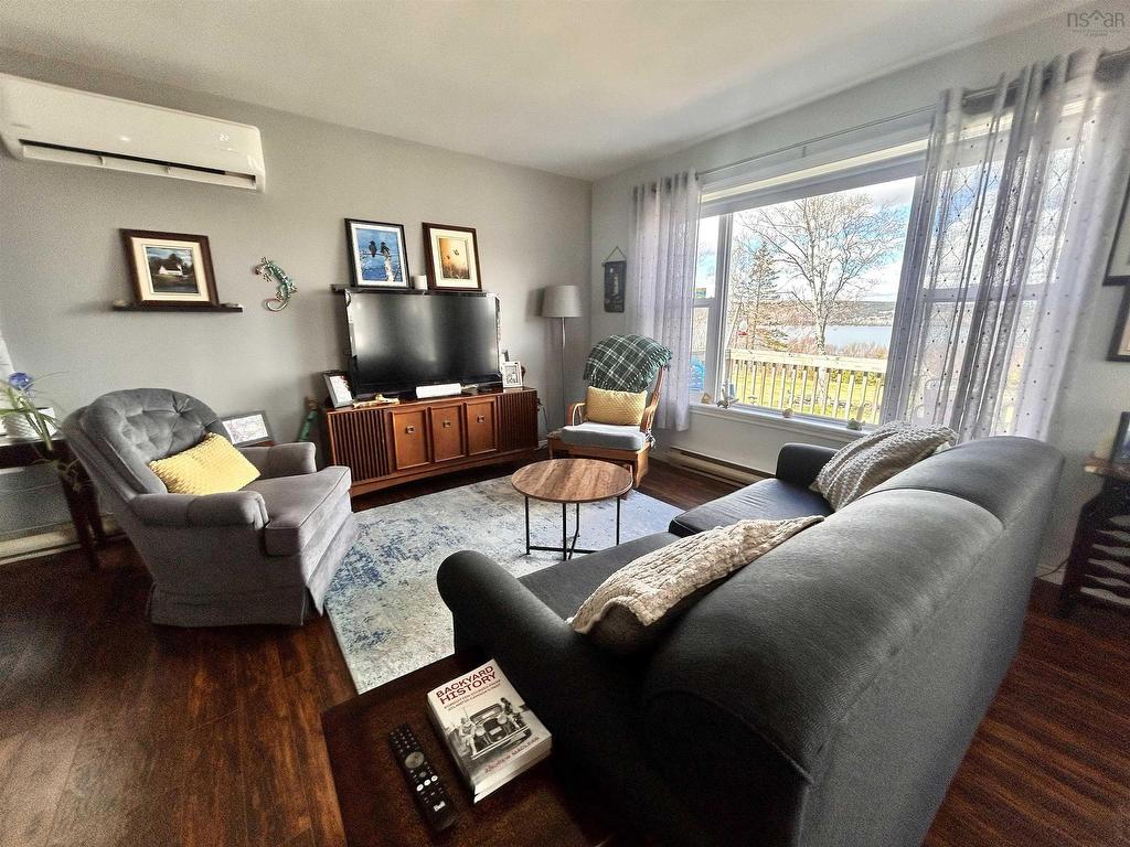 












8212 Kempt Head Road

,
Kempt Head,




NS
B1X 1R8

