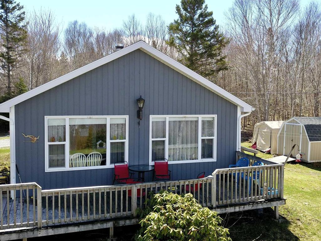 












8212 Kempt Head Road

,
Kempt Head,




NS
B1X 1R8

