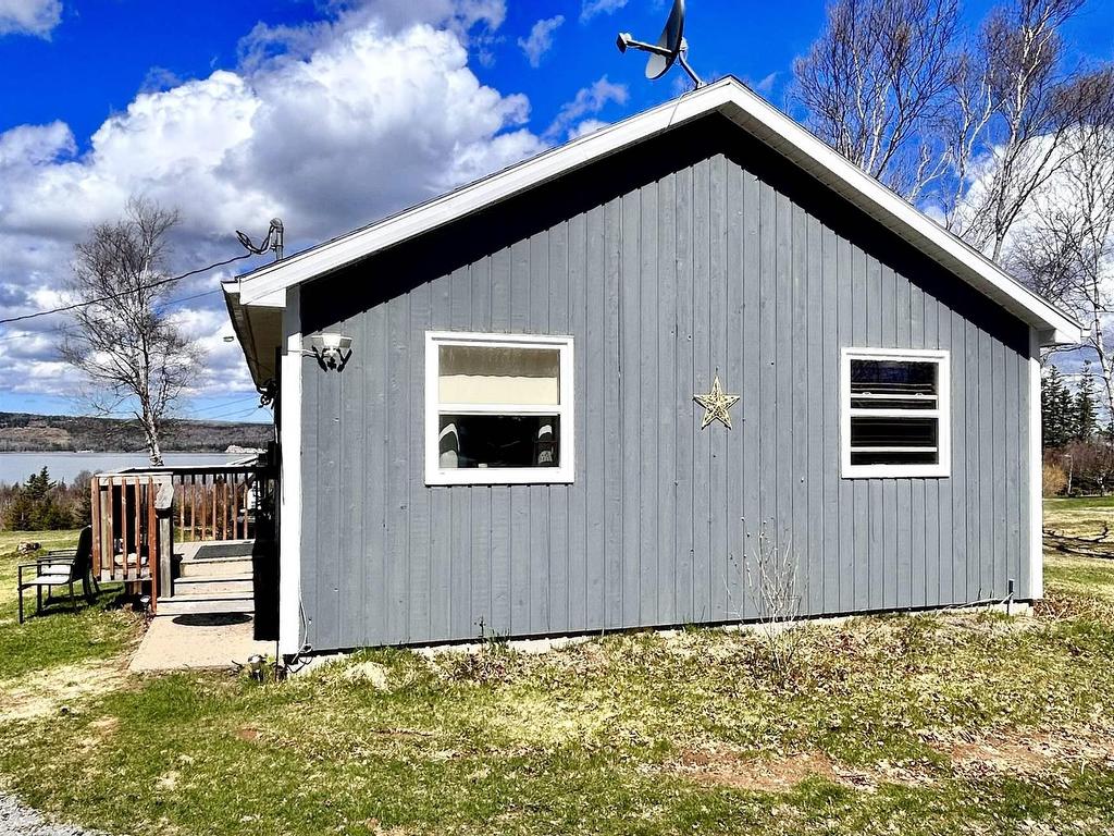 












8212 Kempt Head Road

,
Kempt Head,




NS
B1X 1R8

