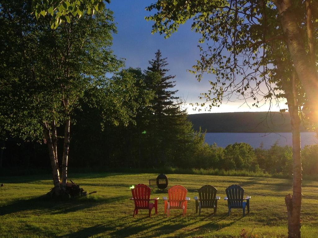 












8212 Kempt Head Road

,
Kempt Head,




NS
B1X 1R8


