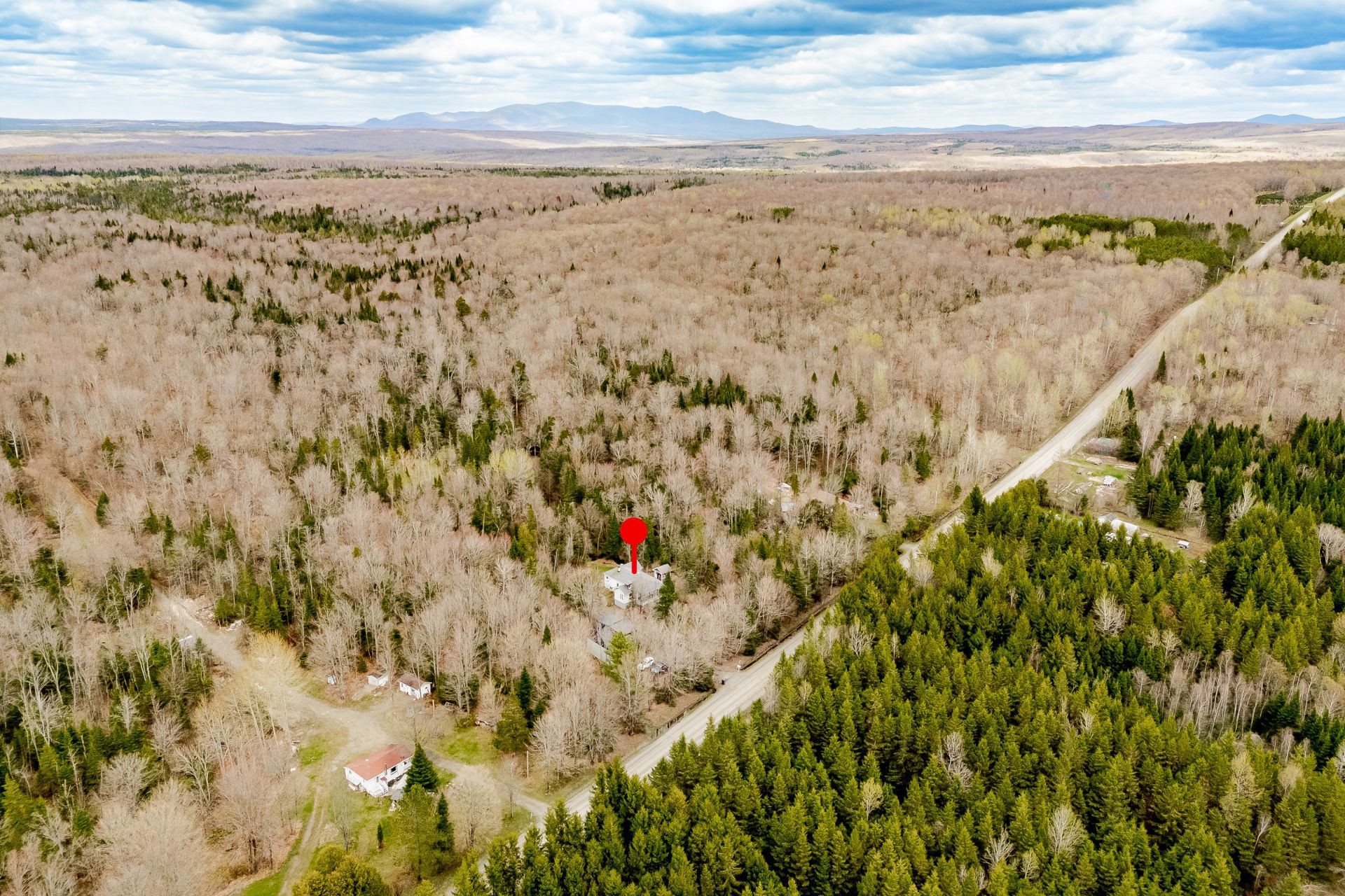 









2185Z


Route 210

,
Newport,







QC
J0B3A0

