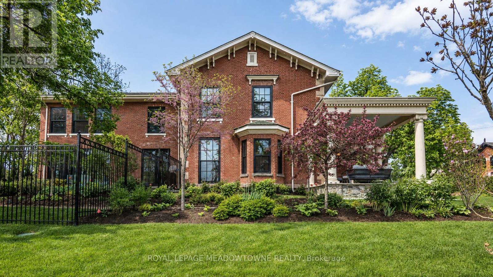 












57 VICTORIA STREET

,
Milton,




Ontario
L9T1S6

