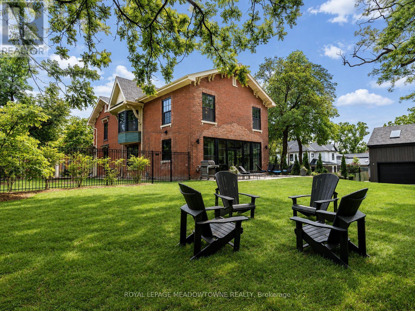 












57 VICTORIA STREET

,
Milton,




Ontario
L9T1S6

