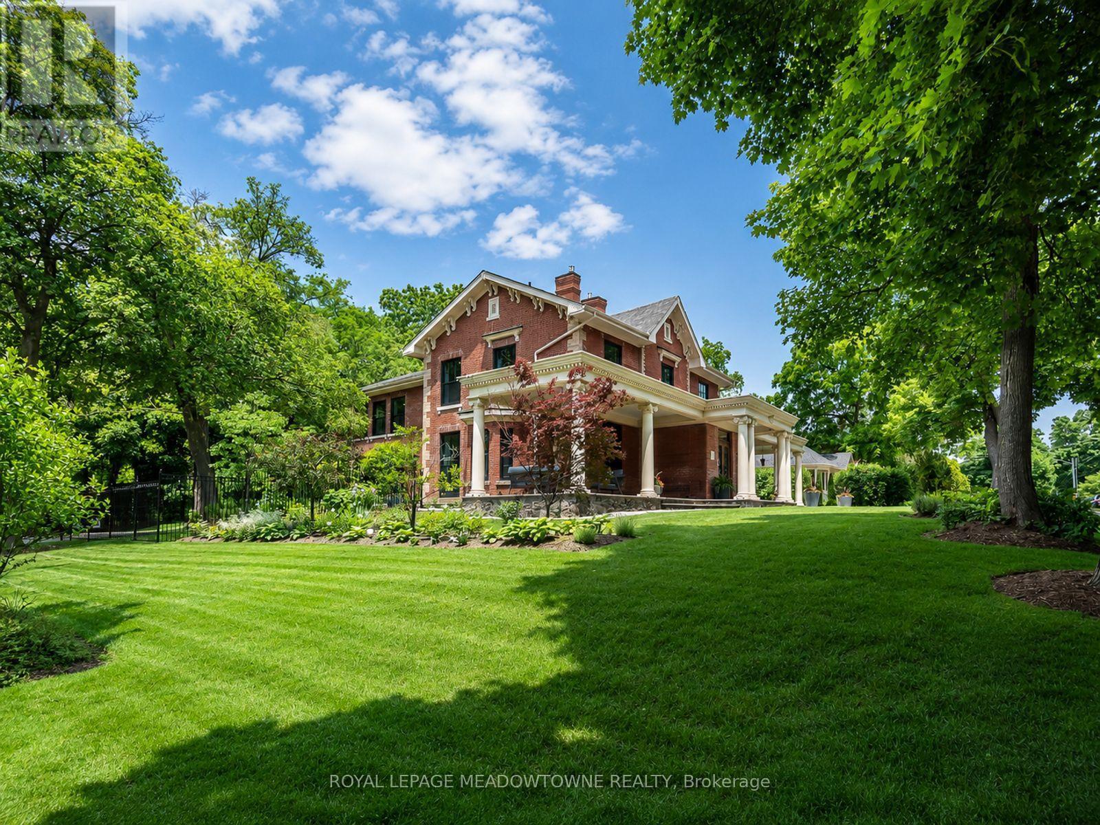 












57 VICTORIA STREET

,
Milton,




Ontario
L9T1S6

