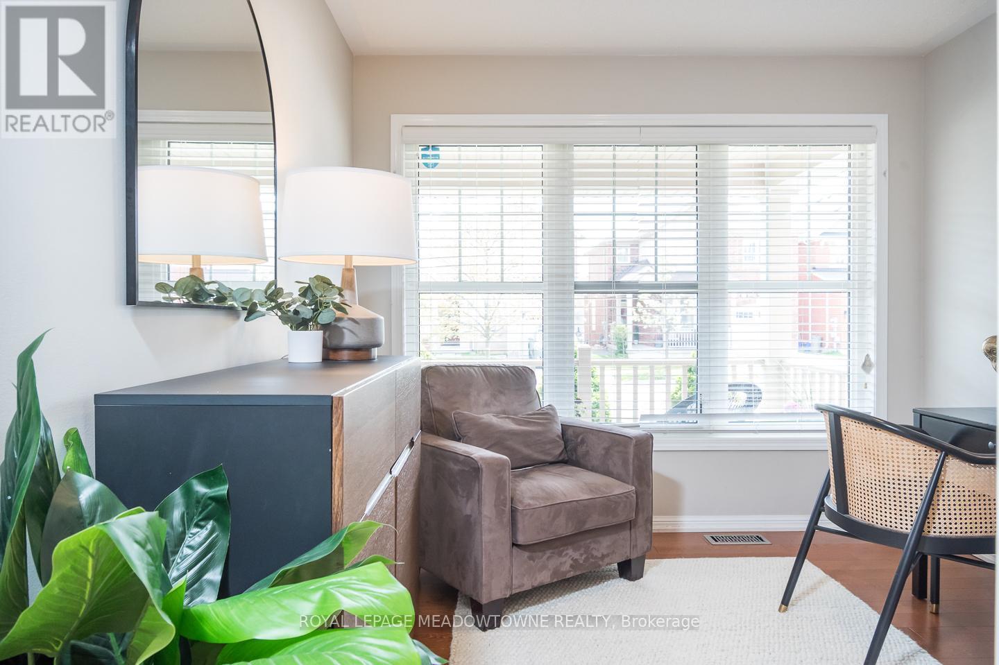 












439 POZBOU CRESCENT

,
Milton,




Ontario
L9T8H8

