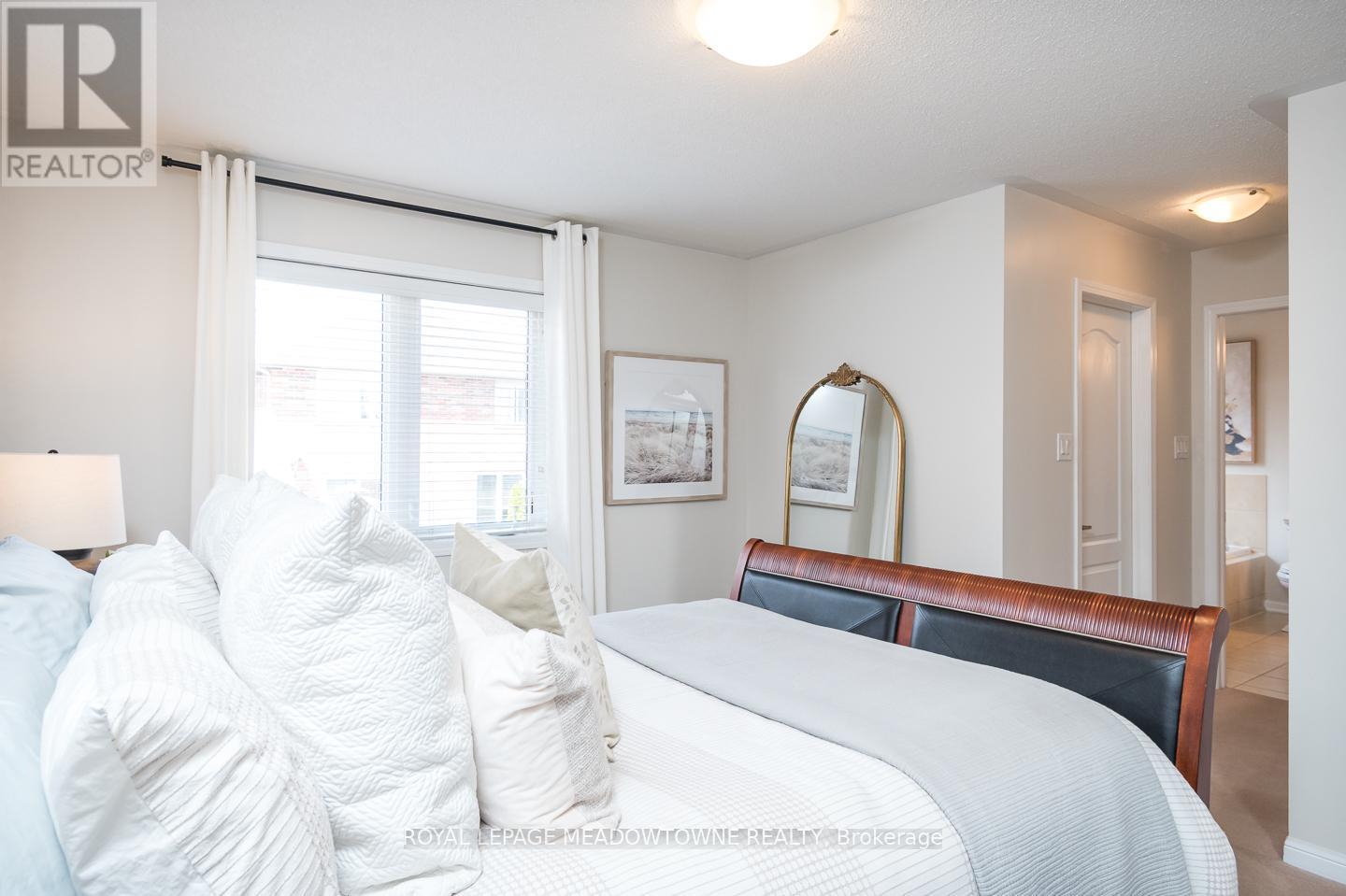 












439 POZBOU CRESCENT

,
Milton,




Ontario
L9T8H8

