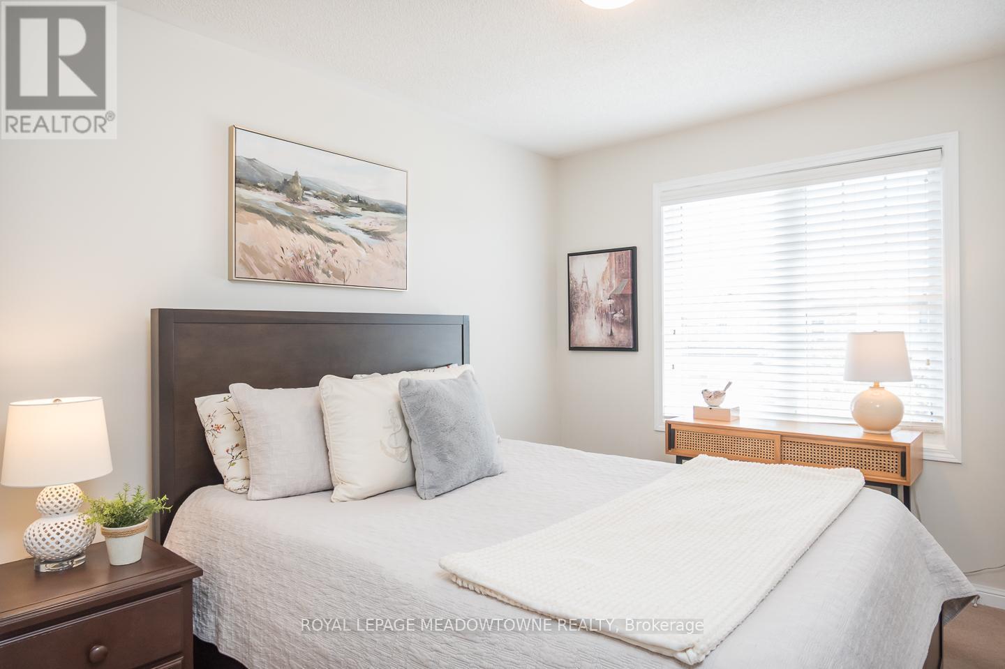 












439 POZBOU CRESCENT

,
Milton,




Ontario
L9T8H8

