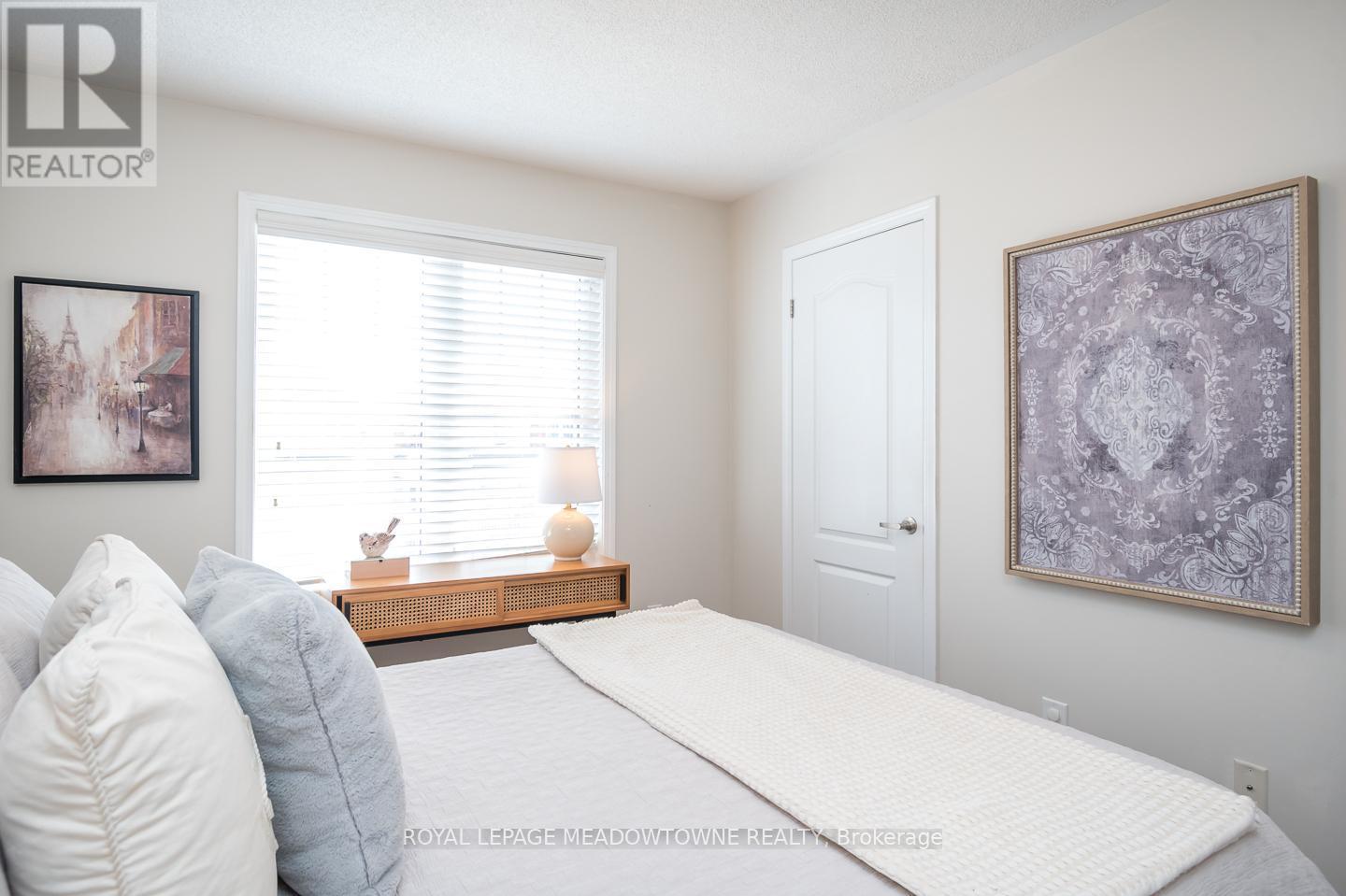 












439 POZBOU CRESCENT

,
Milton,




Ontario
L9T8H8

