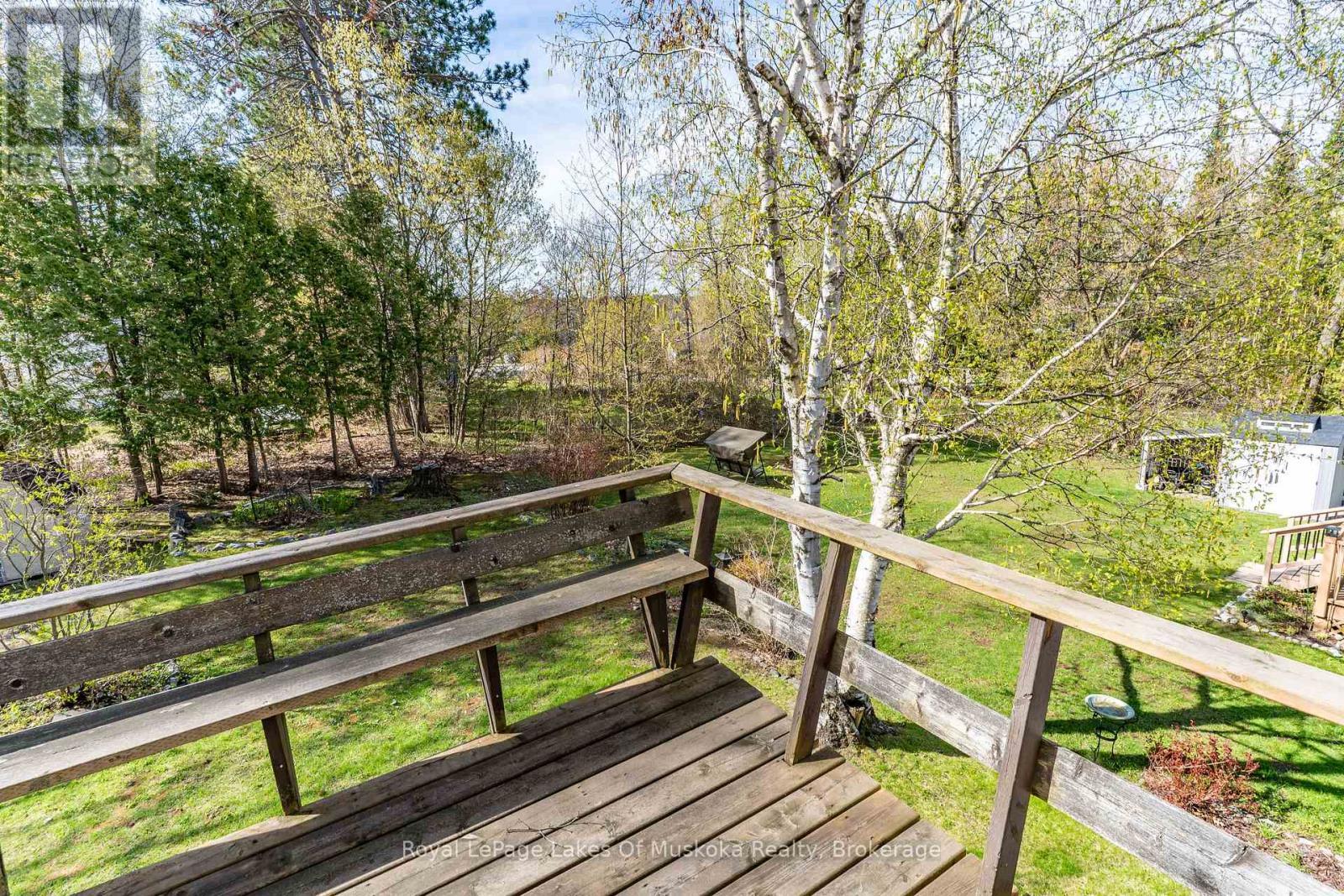 












555 WAGNER STREET

,
Gravenhurst (Muskoka (S)),




Ontario
P1P1E1

