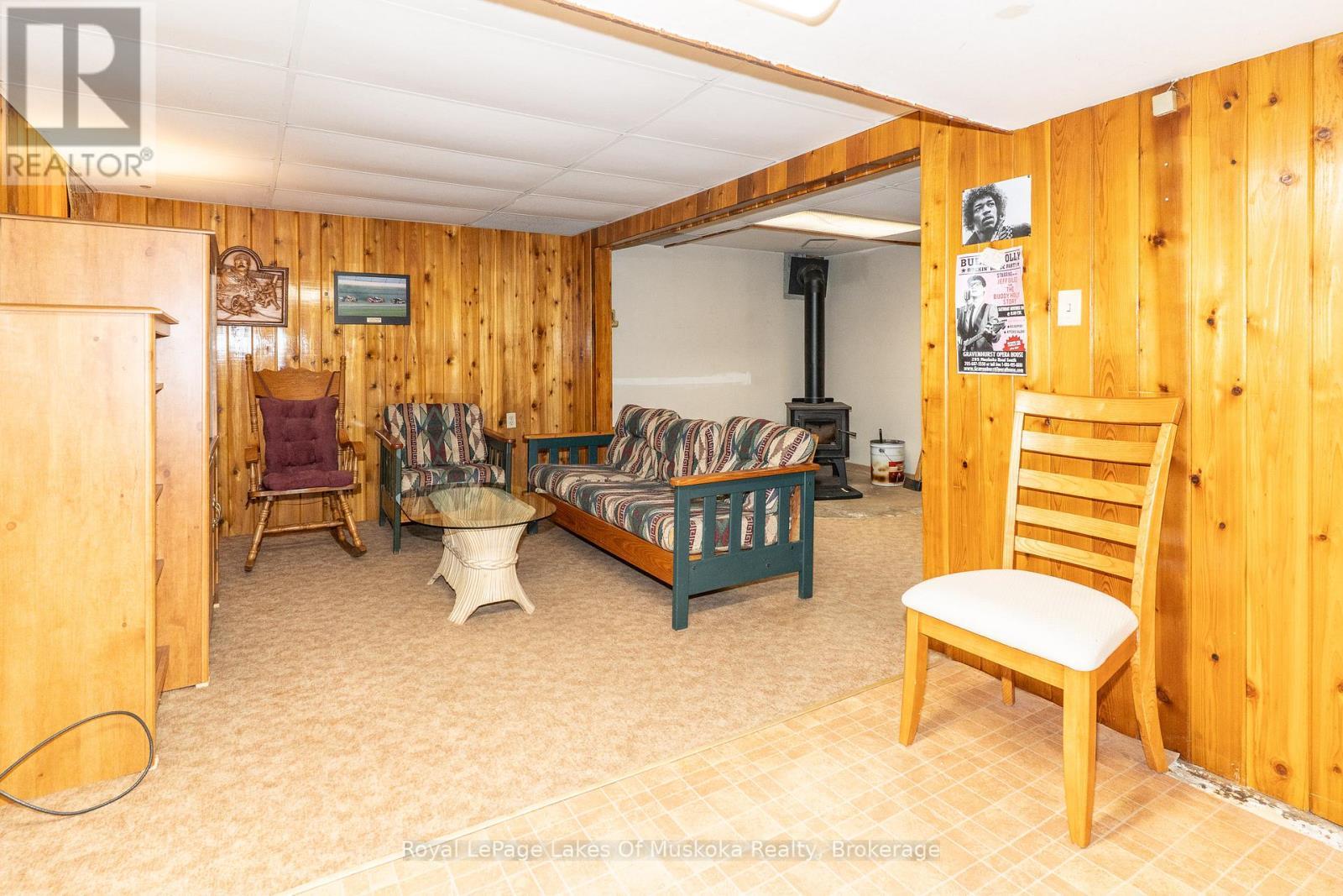 












555 WAGNER STREET

,
Gravenhurst (Muskoka (S)),




Ontario
P1P1E1

