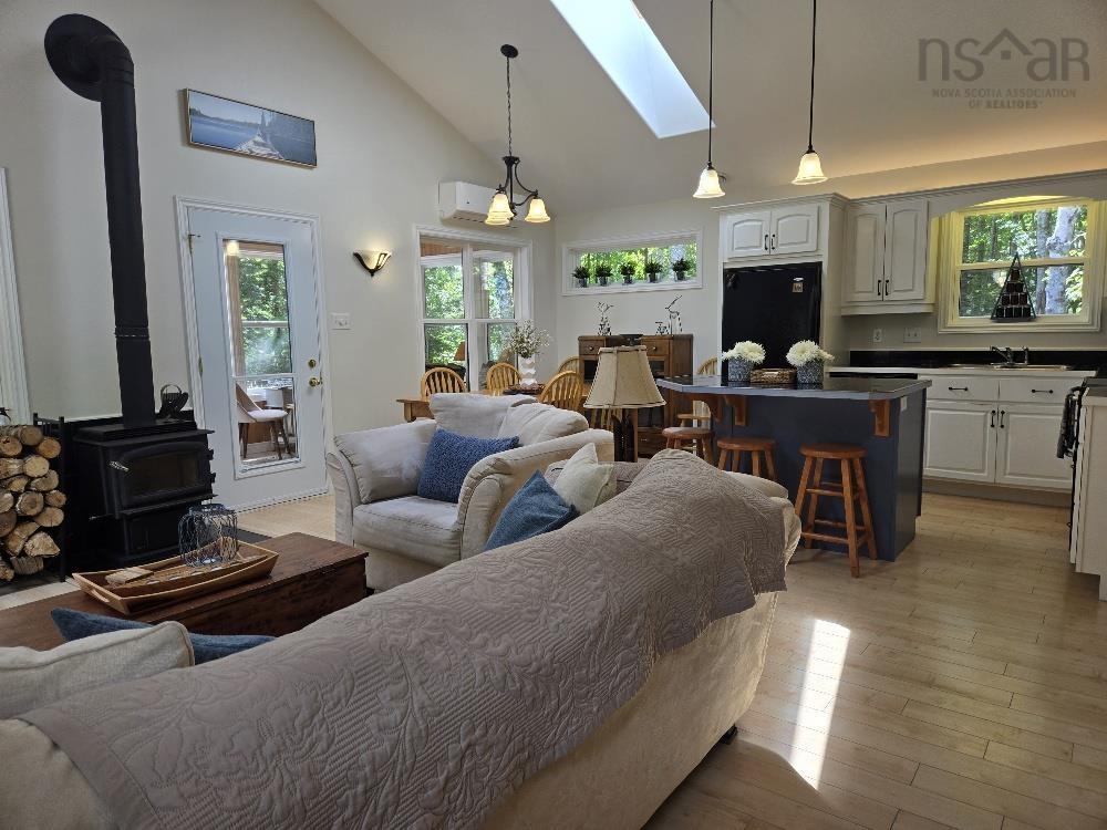 












76 Duncan Drive

,
Upper Kemptown,




NS
B0K 1V0

