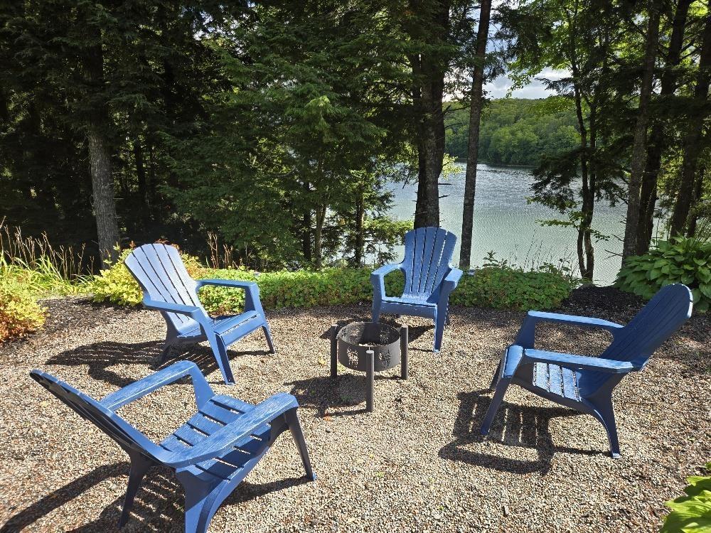 












76 Duncan Drive

,
Upper Kemptown,




NS
B0K 1V0

