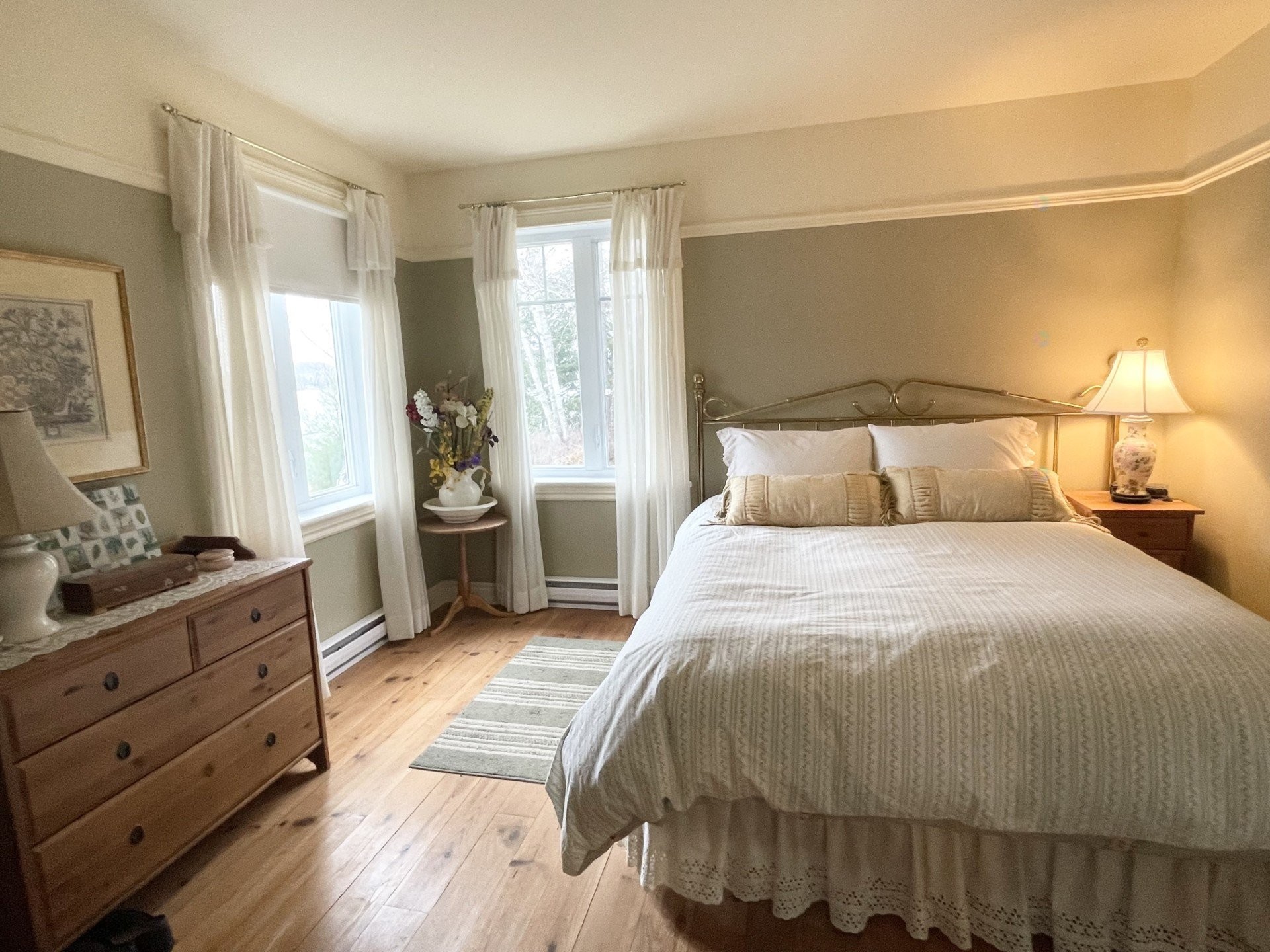 









699


Ch. du Lac-des-Cornes

,
Chute-Saint-Philippe,




QC
J0W1A0

