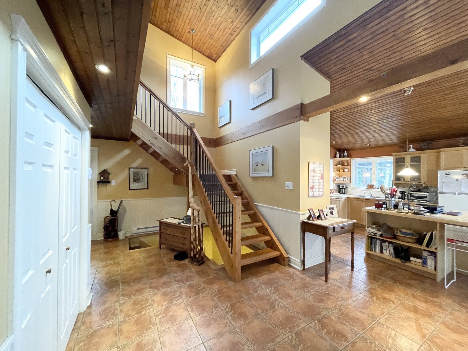 









699


Ch. du Lac-des-Cornes

,
Chute-Saint-Philippe,




QC
J0W1A0

