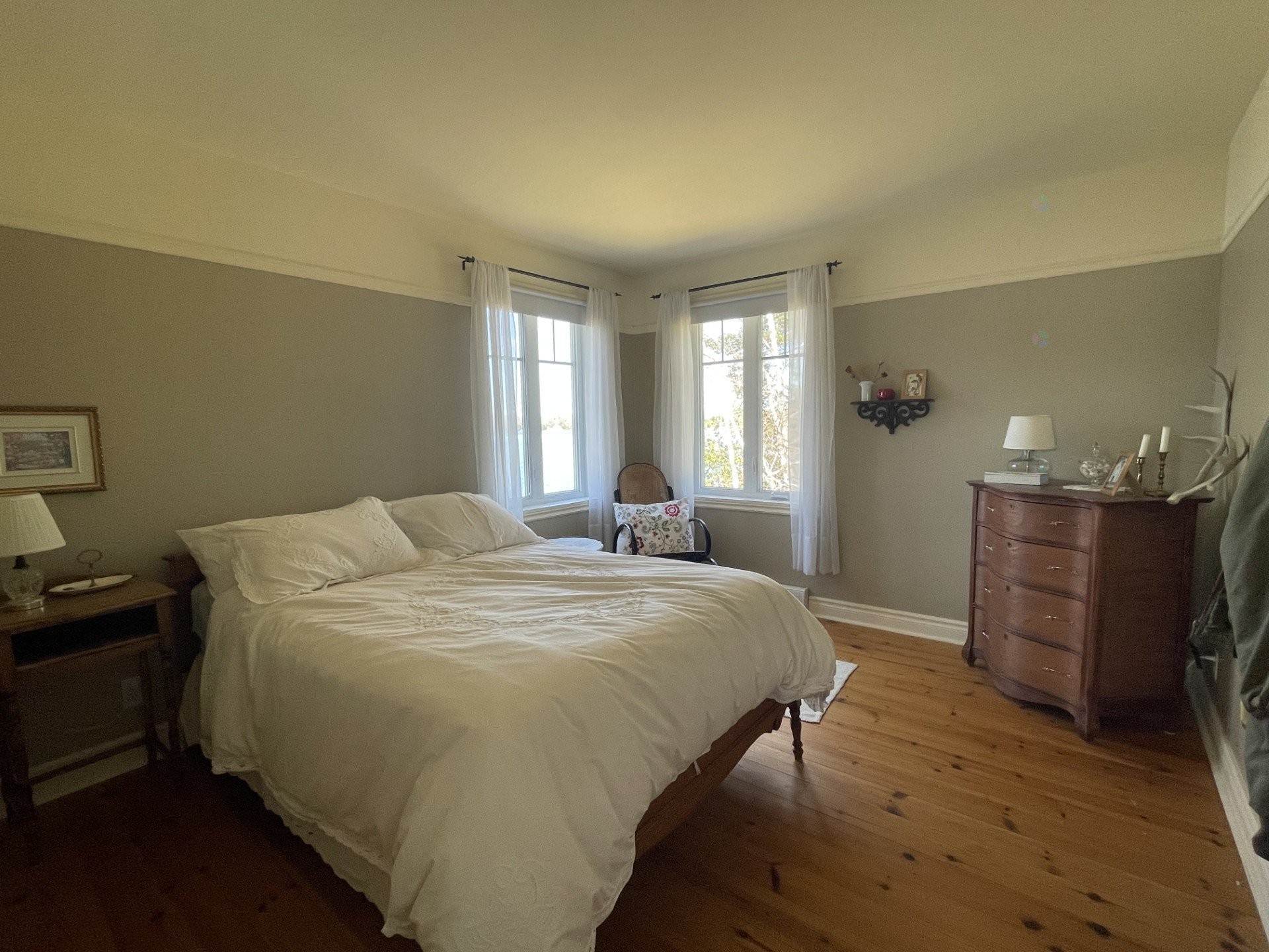 









699


Ch. du Lac-des-Cornes

,
Chute-Saint-Philippe,




QC
J0W1A0

