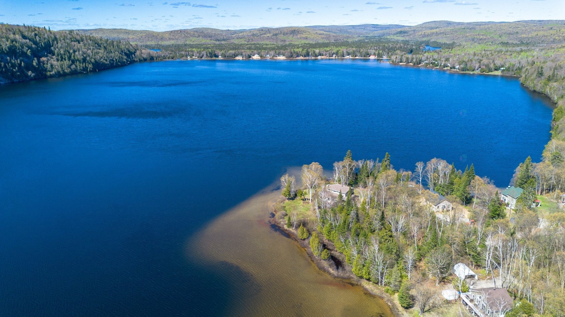 









699


Ch. du Lac-des-Cornes

,
Chute-Saint-Philippe,




QC
J0W1A0


