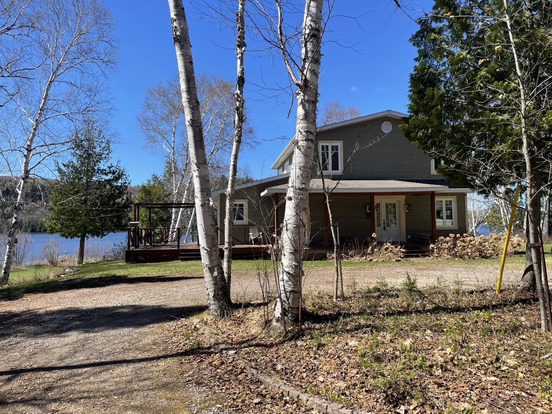 









699


Ch. du Lac-des-Cornes

,
Chute-Saint-Philippe,




QC
J0W1A0

