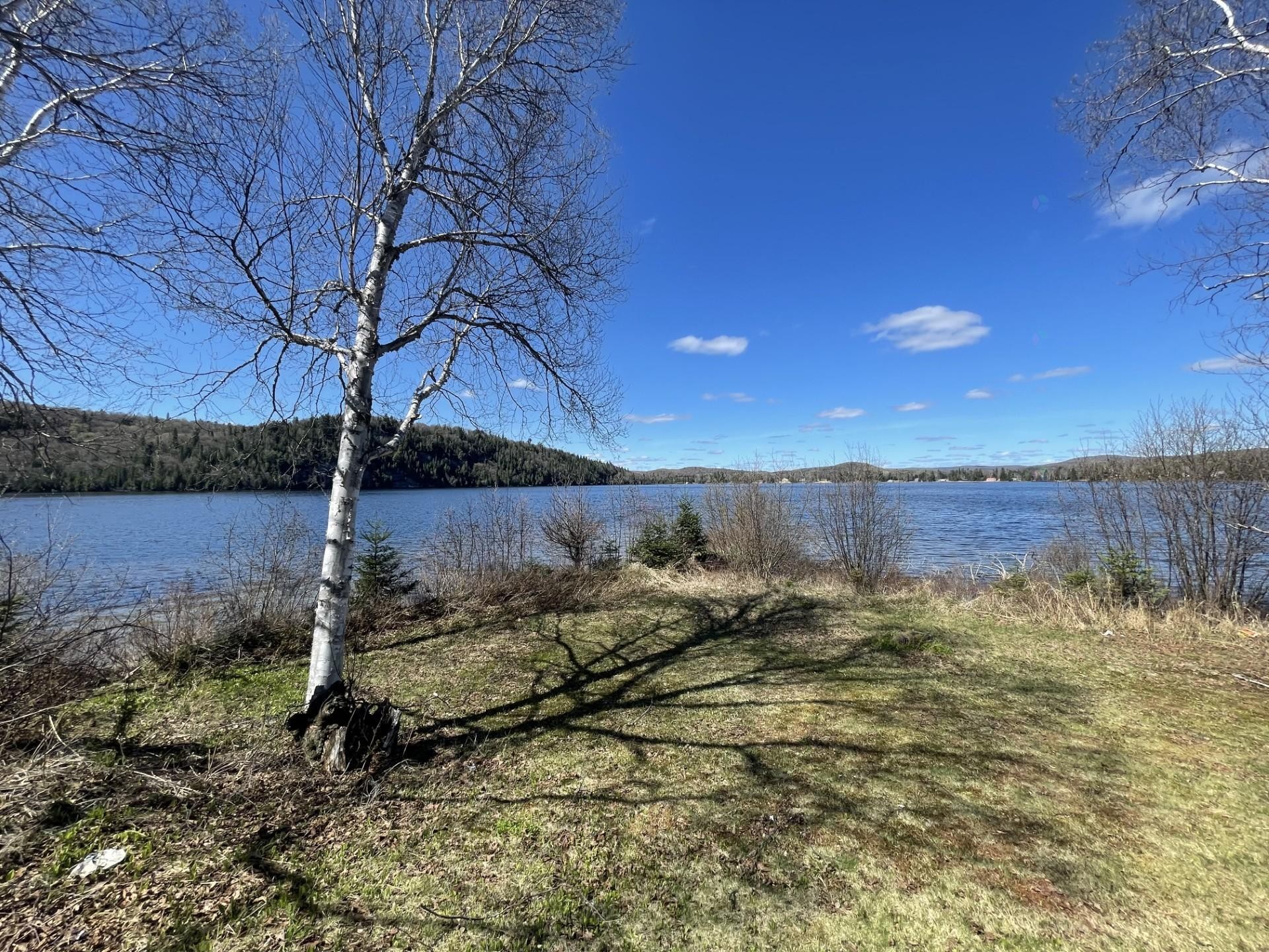 









699


Ch. du Lac-des-Cornes

,
Chute-Saint-Philippe,




QC
J0W1A0

