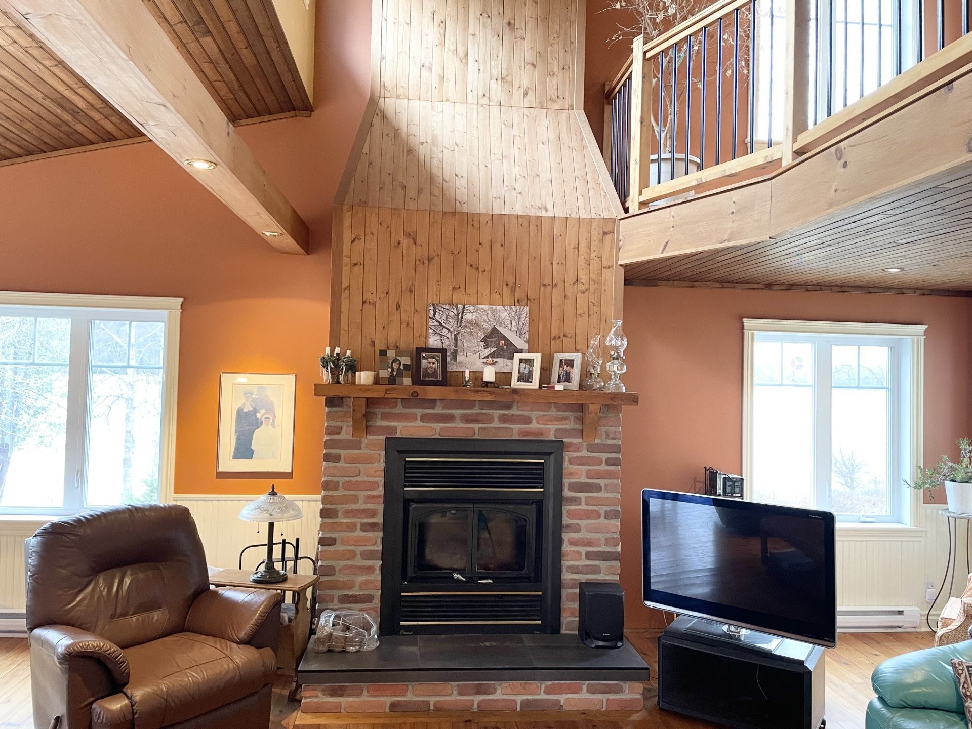 









699


Ch. du Lac-des-Cornes

,
Chute-Saint-Philippe,




QC
J0W1A0

