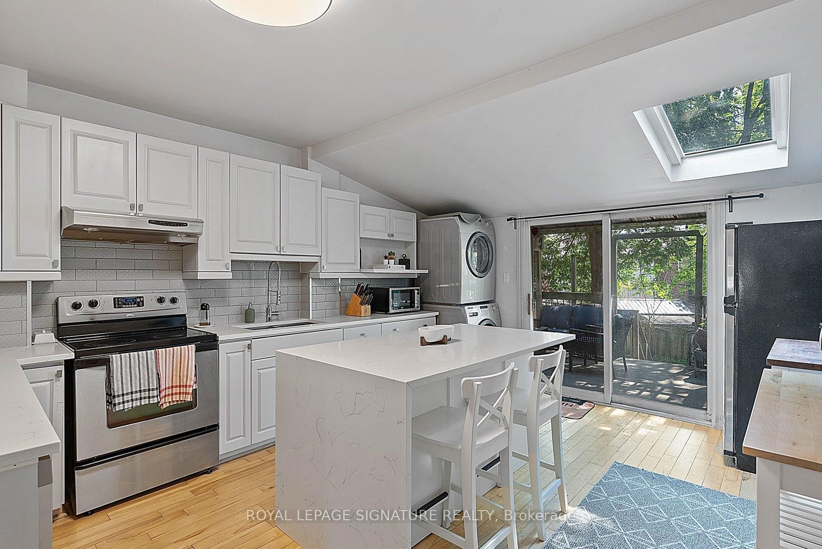 









55


Kingston

Road,
Toronto,




ON
M4L 1S5

